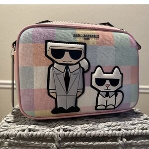 NWT KARL LAGERFELD PARIS MAYBELLE CROSSBODY CAMERA BAG (BLUSH COMBO)